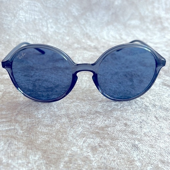 NWOT Ray-Ban Retro 60s Round Frames Translucent Blue Sunglasses NWOT Ray-Ban Retro 60s Round Frames Translucent Blue Sunglasses main image 2